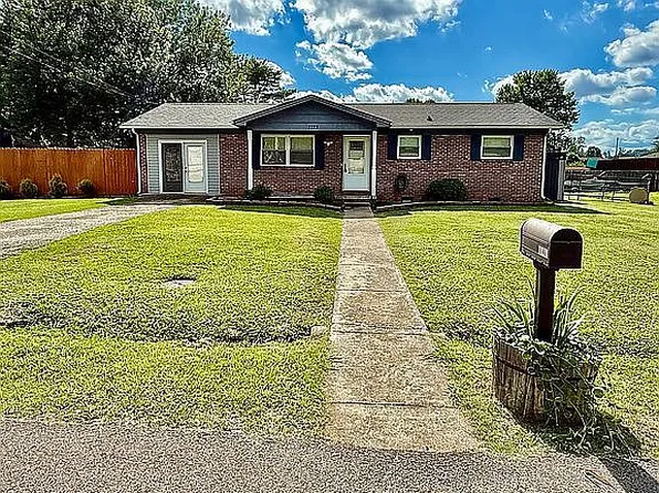 1723 Guy St, White Pine, TN 37890