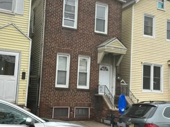 77 Merchant St, Newark City, NJ 07105