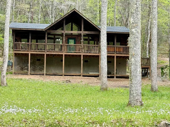 192 Nantahala Dam Rd, Topton, NC 28781