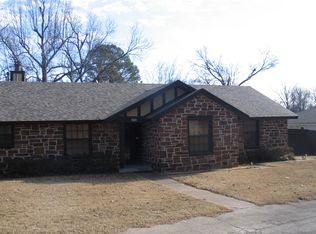 5529 S Atlanta Pl, Tulsa, OK 74105