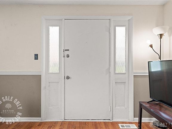 4th image of 1432 Crown Point Ct