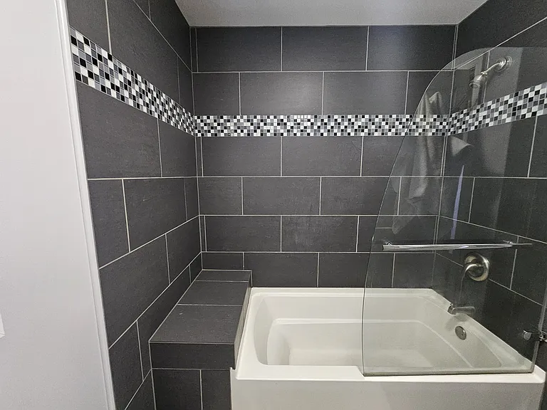 224 Laurel Dr — Photo 19