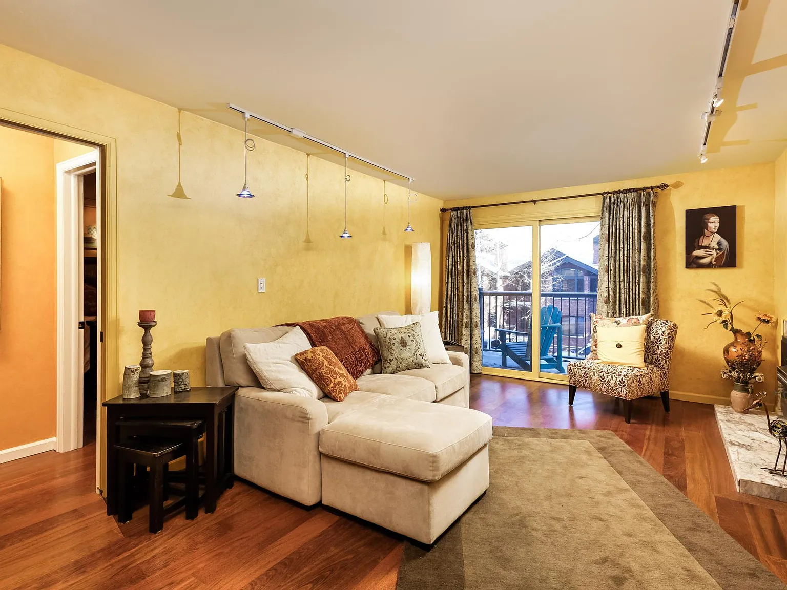 1 bed, 900 sqft, $10,000 — Photo 4