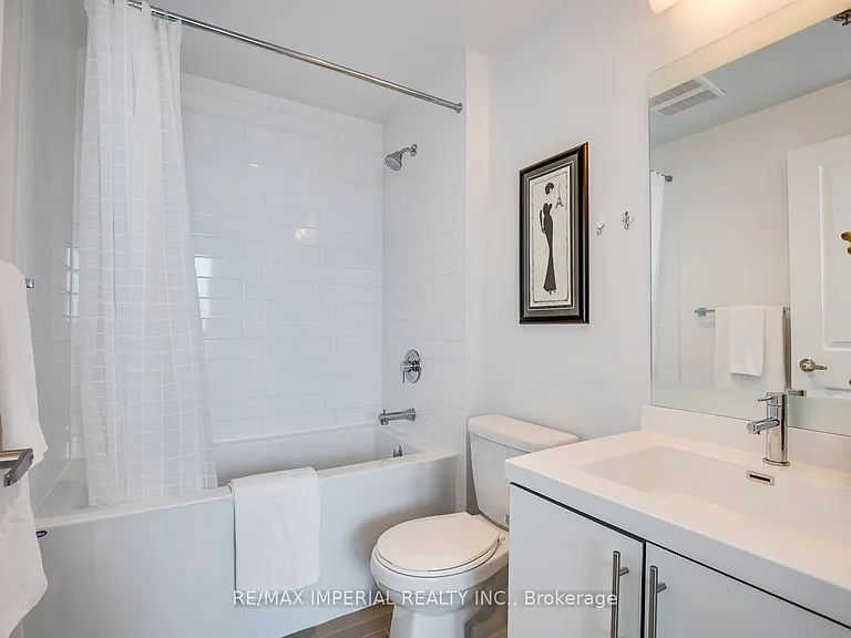 65 Speers Rd #711 — Photo 19