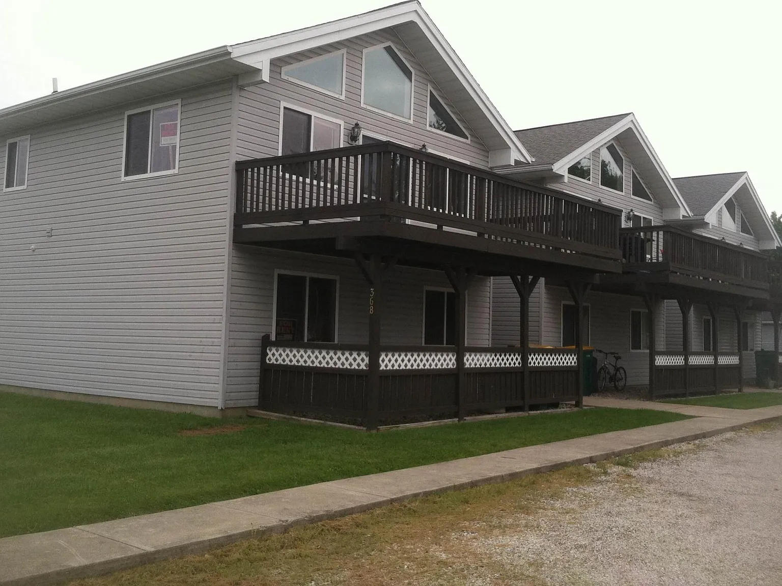 368 W Jefferson St — Photo 3