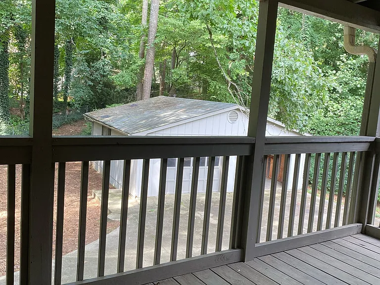 3340 Post Oak Tritt Rd — Photo 8