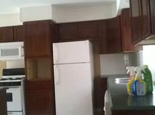 7392 Kubis St, Westland, MI 48185