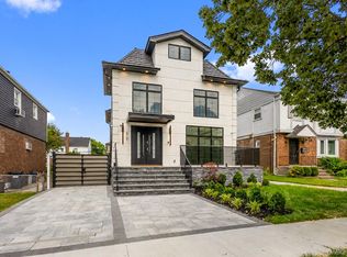 8027 213th St, Queens Village, NY 11427