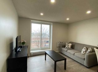 626 1st St #401, London, ON N5V 2A2