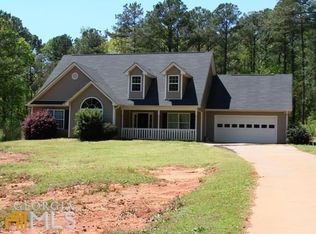 345 Hickory Cir, Griffin, GA 30223