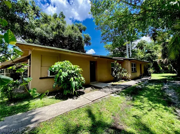 2219 Jackson St, Fort Myers, FL 33901