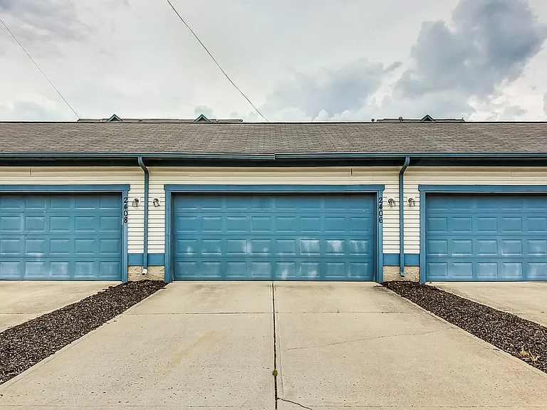 2406 Central Ave — Photo 35