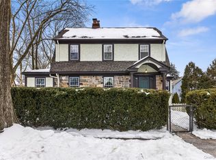 74 Central Parkway, Mount Vernon, NY 10552