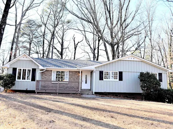 1228 Old Oak Cir, Birmingham, AL 35235