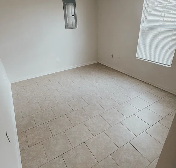 1712 Ridgefield Ave #B — Photo 6