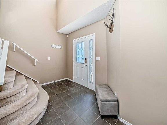 5th image of 73 SE Royal Birch Way NW