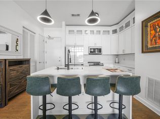 711 Cosmopolitan Dr #815, Atlanta, GA 30324