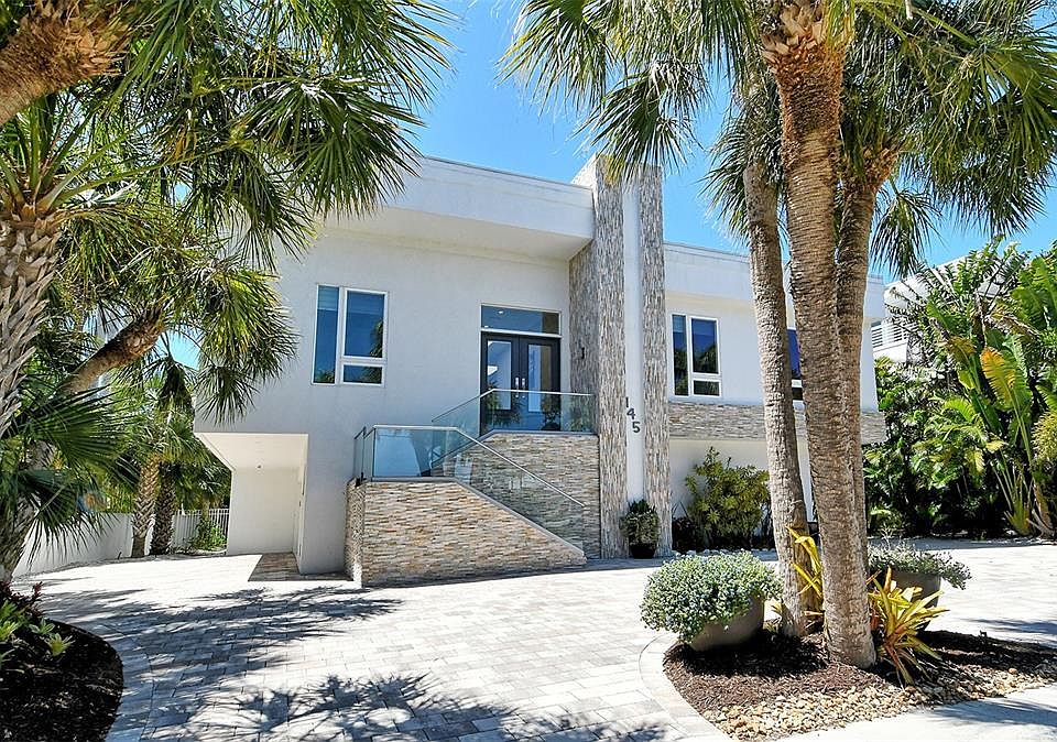 1st image of 145 N WASHINGTON DRIVE