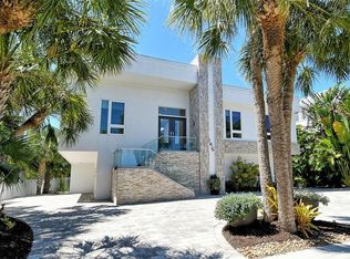145 N Washington Dr, Sarasota, FL 34236