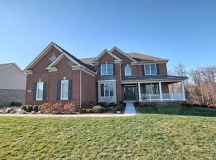 3997 S Century Oak Cir, Oakland, MI 48363