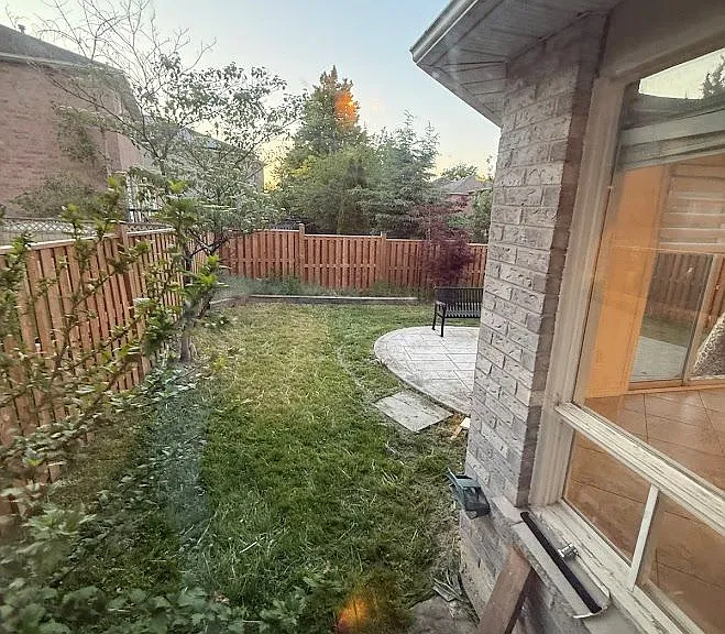 1561 Wintergrove Gdns — Photo 11