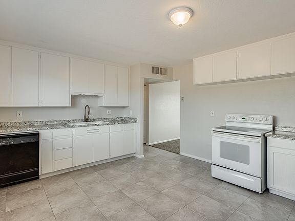 2nd image of 3428 W Corrine Dr