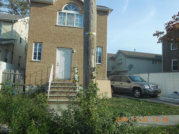 3rd image of 11 Cliffside Ave