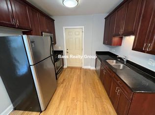 4558 W George St #3A, Chicago, IL 60641