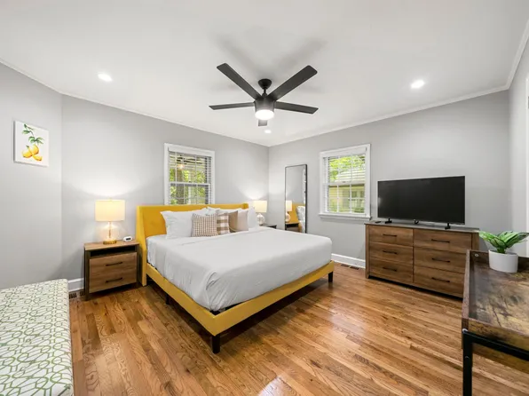 639 S Peachtree St, Norcross, GA 30071