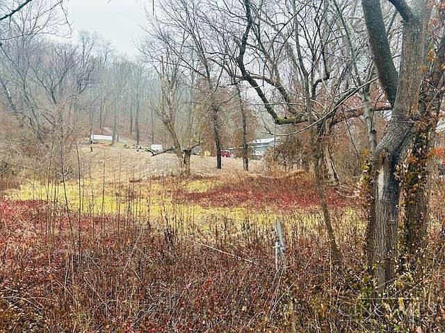 2nd image of 8547 Davis Rd
