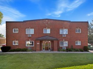 5N205 Eagle Ter APT 4, Itasca, IL 60143