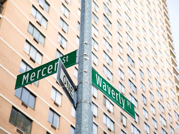 2nd image of 300 Mercer St APT 5L