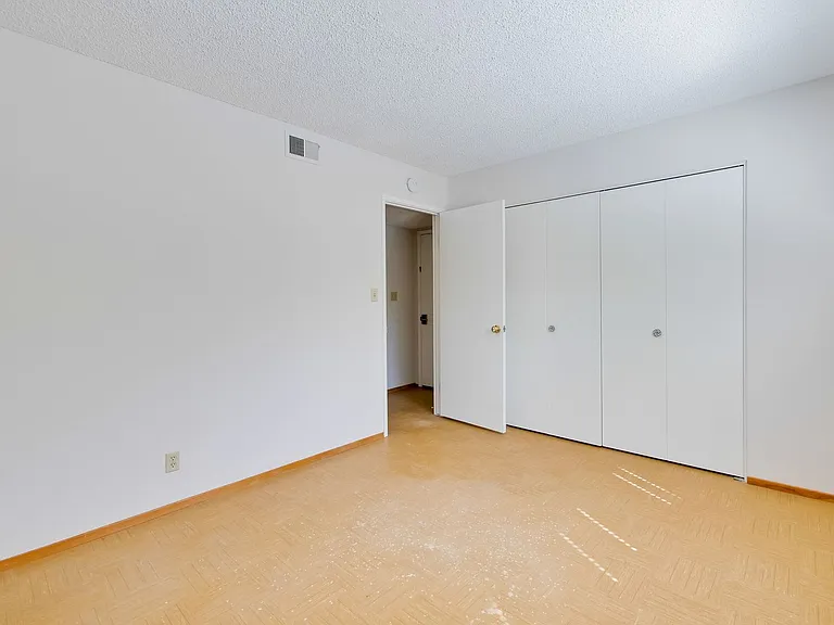 21940 Rucker Dr — Photo 39
