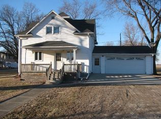 803 Prairie Ave, Essex, IA 51638