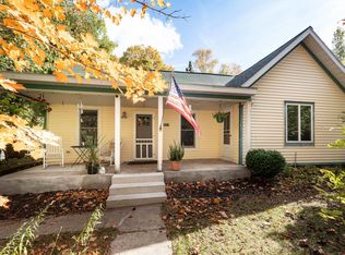 8603 Hill St, Maple City, MI 49664