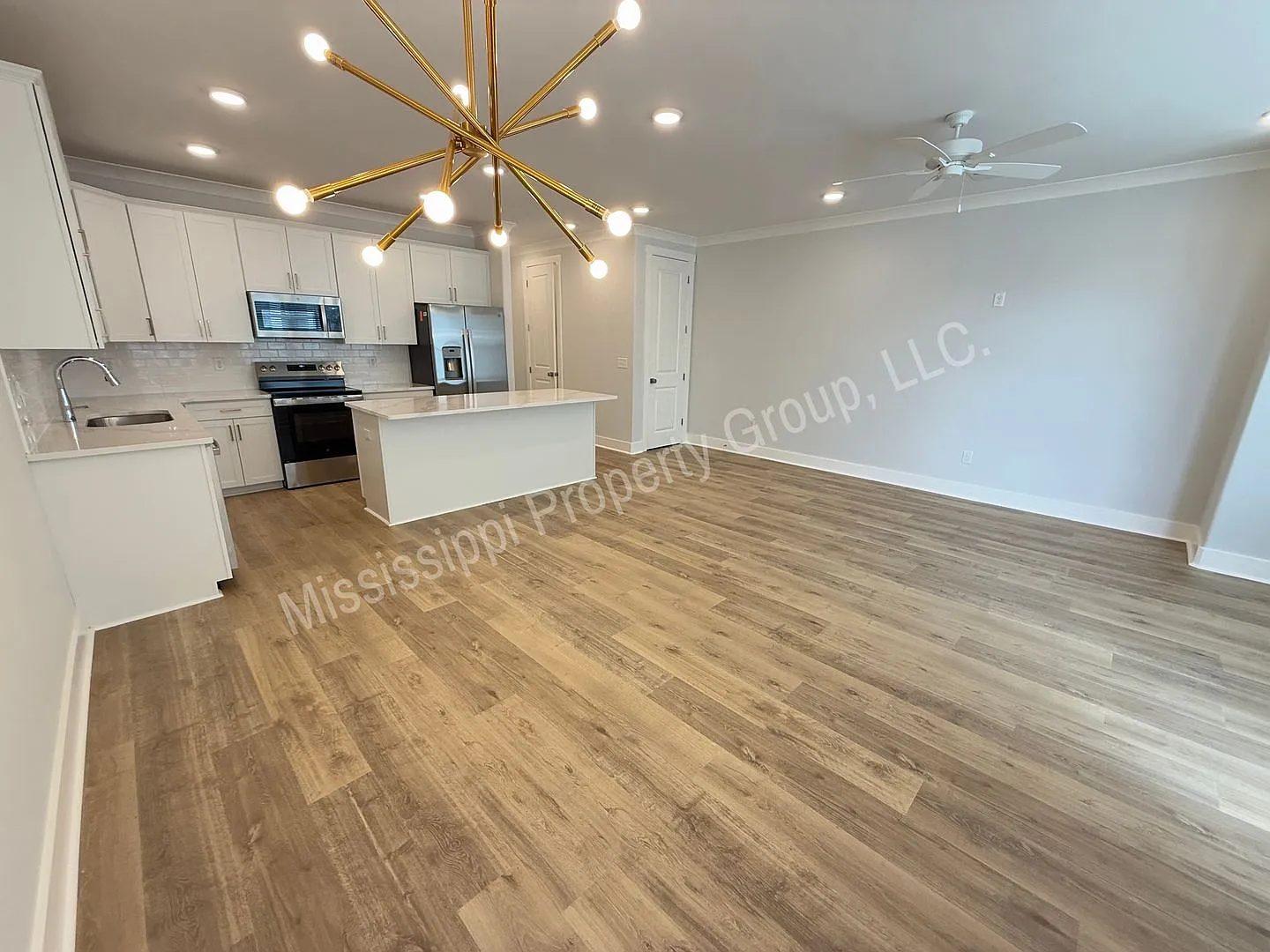 3BR/3.5BA For Rent — Photo 3