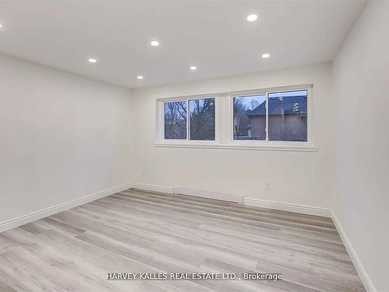 901 Millwood Rd #B — Photo 4