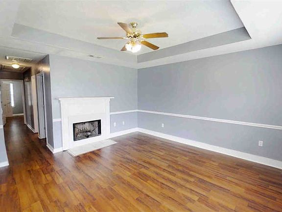 3rd image of 1856 Twin Pine Dr