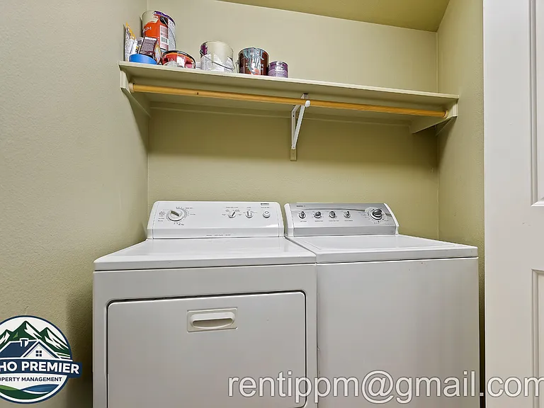 406 S 13th St #104 — Photo 16