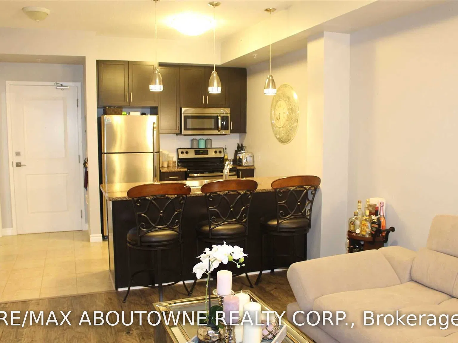 1 bed, $2,100 — Photo 4