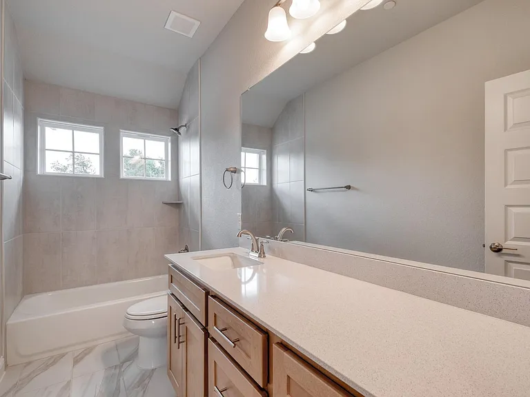 2605 Sam Bass Rd #44 — Photo 22