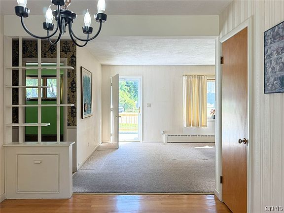 4th image of 2 Vine Ct