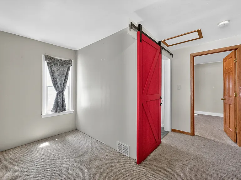 221 Ellen St #221 — Photo 12