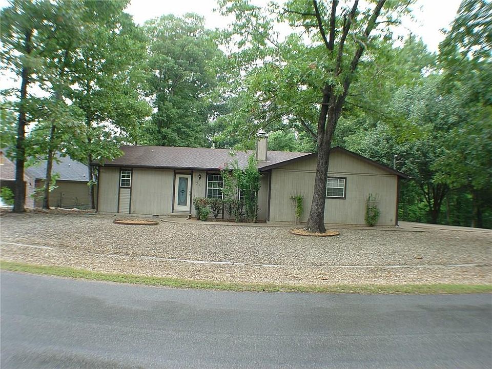 1st image of 50 Westbury Dr