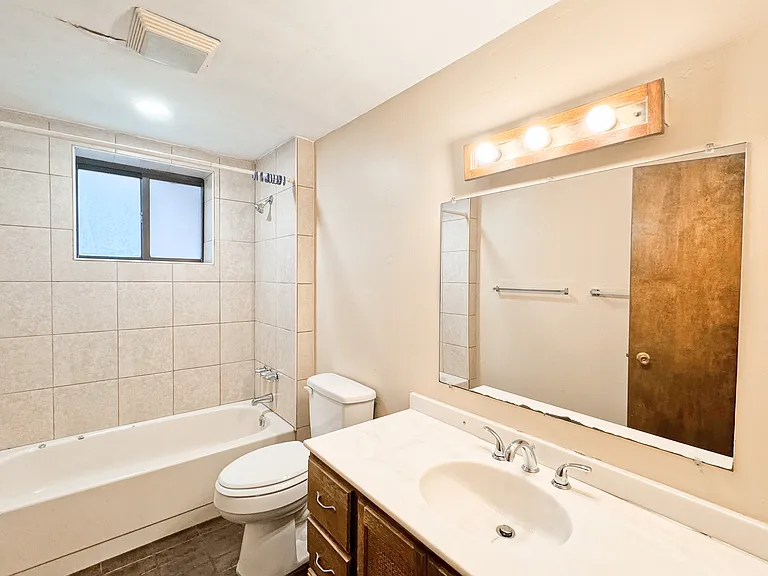 5856 Darlington Rd #U1 — Photo 13