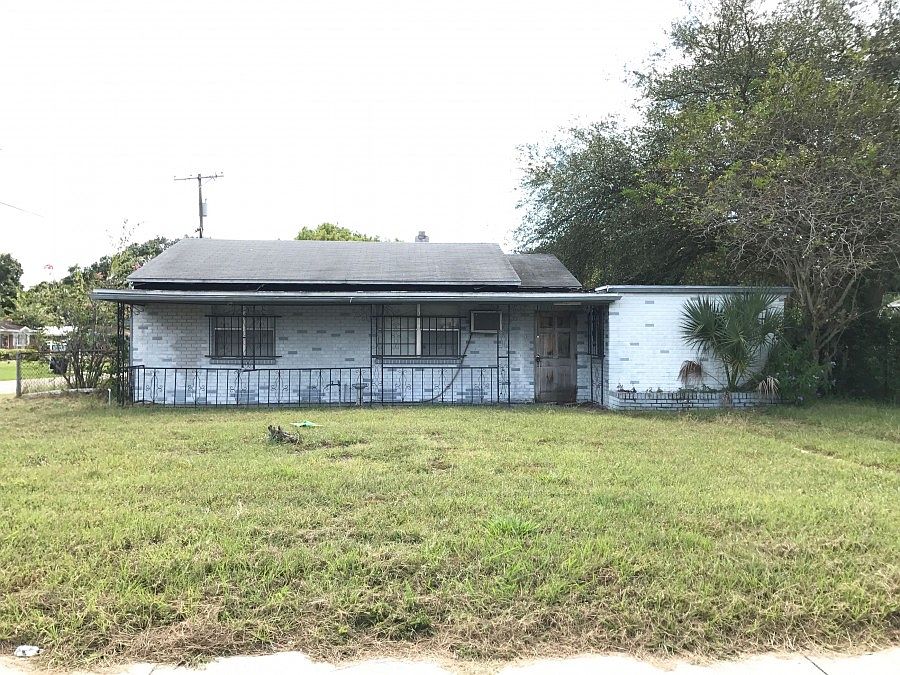 1st image of 3002 W Cypress St