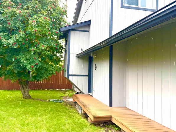 3571 Nebula Cir, Anchorage, AK 99517
