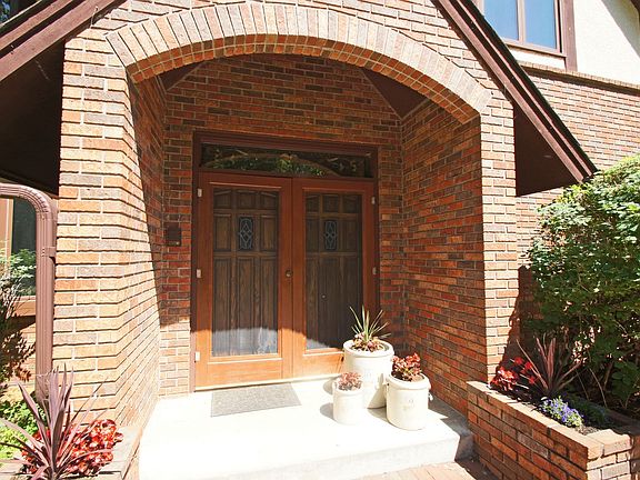 2nd image of 2217 Foxtail Ct