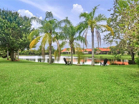 2nd image of 14642 Chatsworth Manor Cir