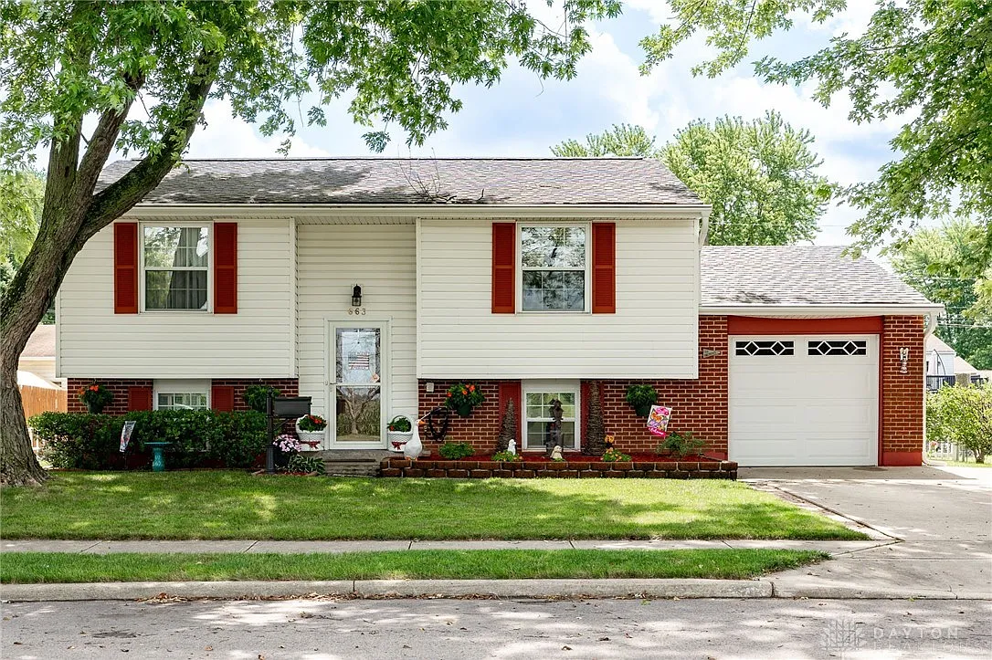 663 W Martindale Rd photo 1